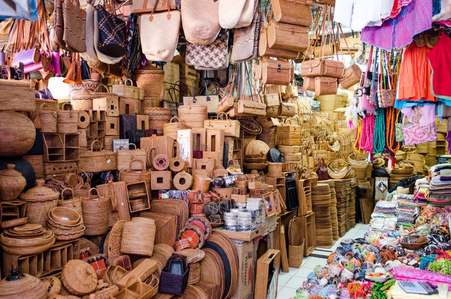 Ubud Art Market - Adobe Stock - lcchew