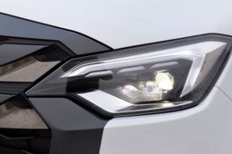 nowy "japończyk" 24 600 zł taniej. pod maską diesel 1.9