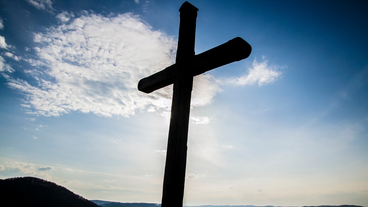 Brytyjska Komisja do spraw Religii i Wierzeń w Życiu Publicznym, kierowana przez byłą sędzię Sądu najwyższego baronessę Butler-Sloss, ogłosiła raport, z którego wynika, że chrześcijanie są już mniejszością w Wielkiej Brytanii i dlatego kraj ten nie powinien już być określany jako chrześcijański.