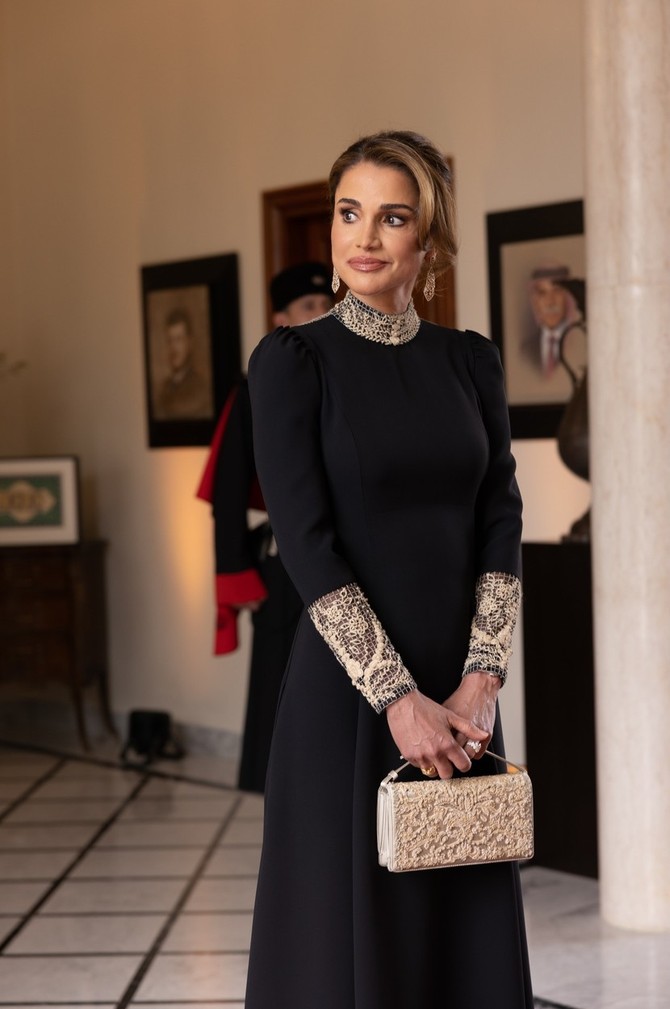 Kraljica Ranija u Dior haljini