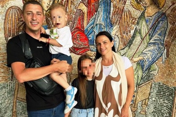 "MOGU RUKU DA DAM DA ME NEĆE PREVARITI" Finalista Zvezda Granda ima troje dece sa lepom Miljanom! Priznaje ŠTA JOJ GOVORI ZA OBLAČENJE