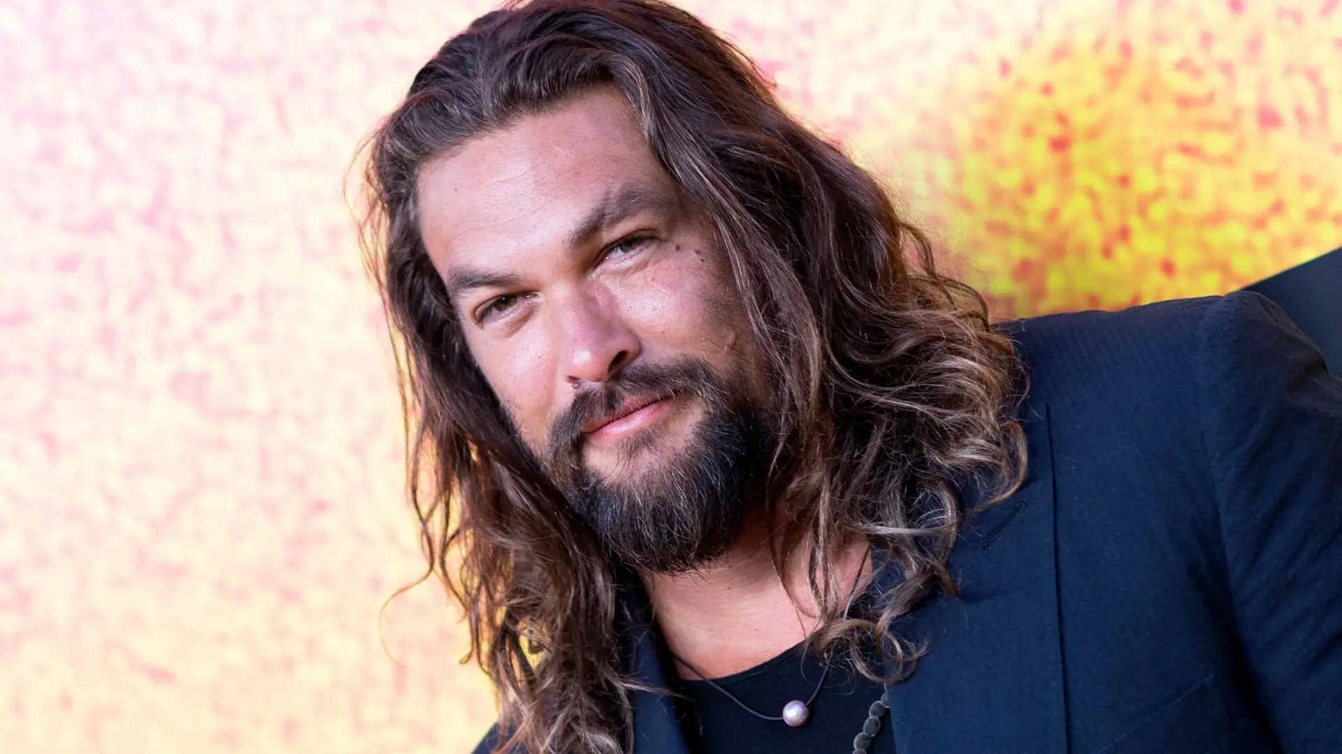 Jason Momoa już tak nie wygląda! Aktor tłumaczy powody swojej radykalnej przemiany