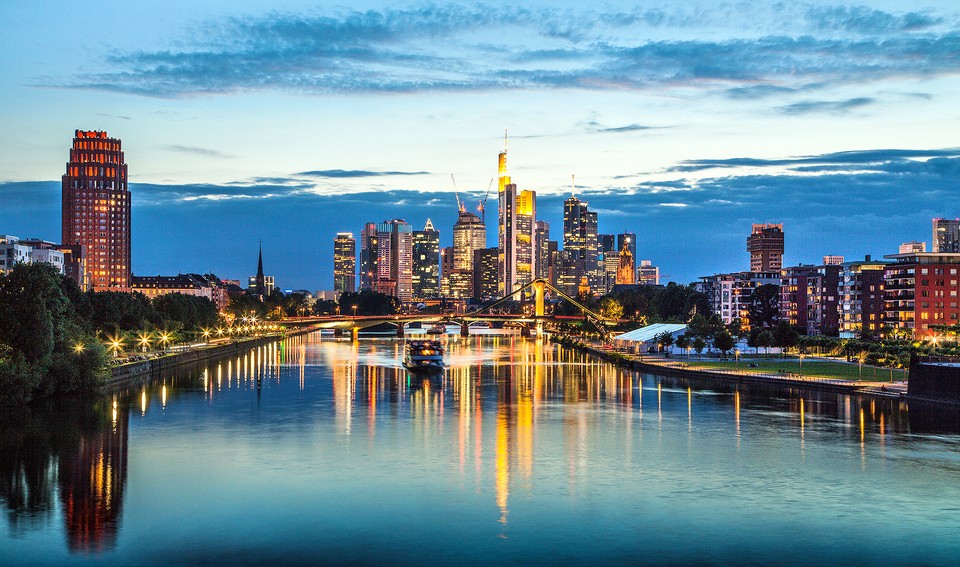 Frankfurt nad Menem. Co warto zobaczyć? Podróże