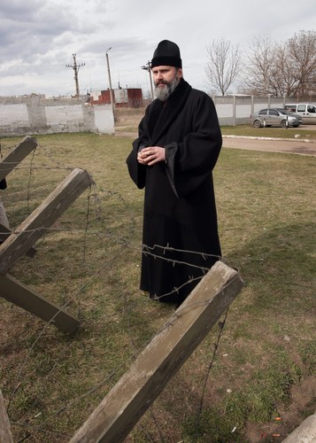 Amerykański Departament Stanu pisze: 'Pan Putin twierdzi: Odbywają się masowe ataki na cerkwie i synagogi na południu i wschodzie Ukrainy'