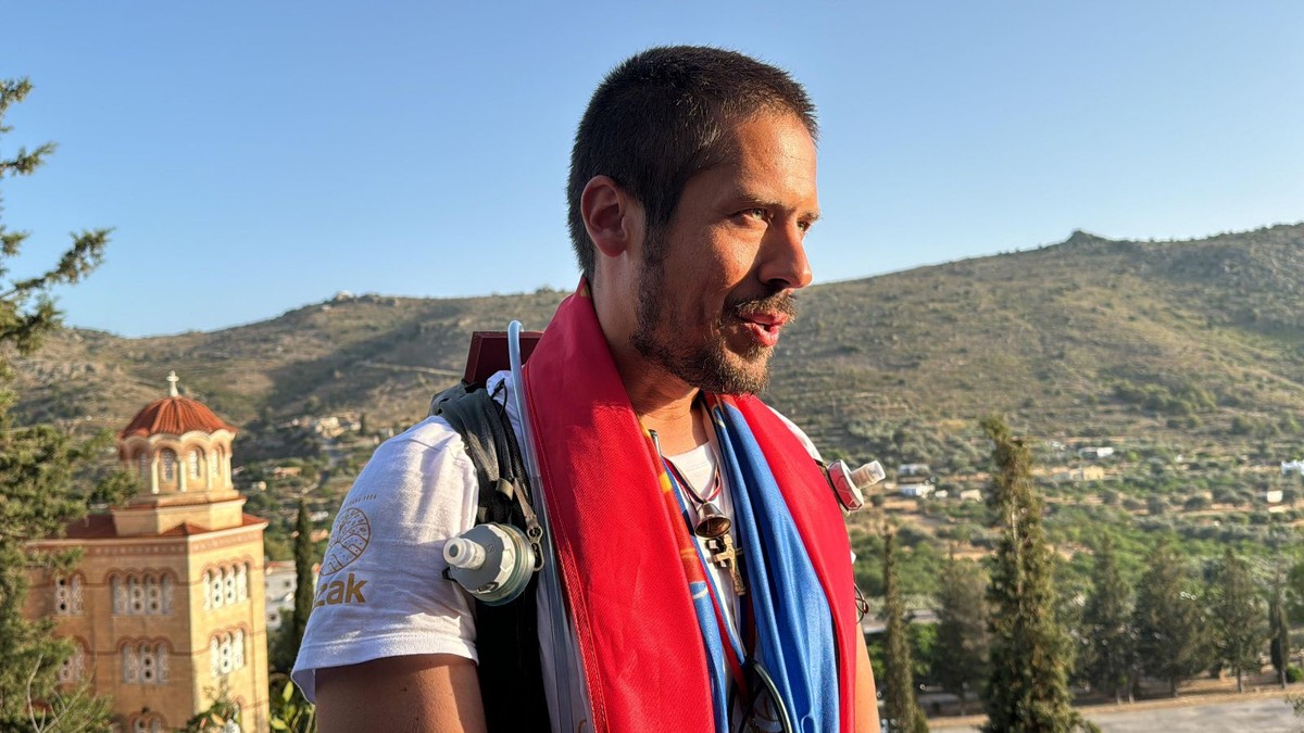 NIKOLA ROKVIĆ POJEO ČUVARKUĆU Otkrio kakvo je bilo vaskršnje jaje nakon godinu dana (FOTO)