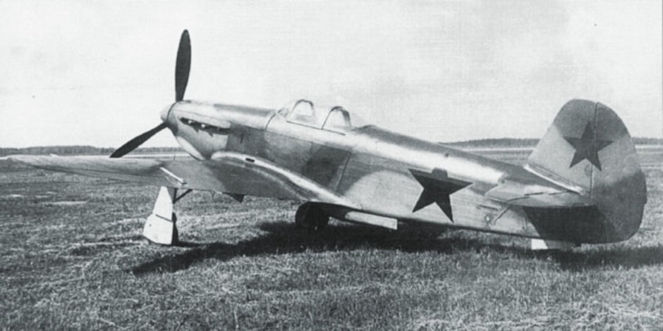 W fazie ofensywy niemieckiej na myśliwcach Jakowlewa na odcinku południowym walczyło sześć dywizji lotnictwa myśliwskiego. Na zdjęciu Jak-1, który zdecydowanie ustępował wówczas myśliwcom niemieckim.
