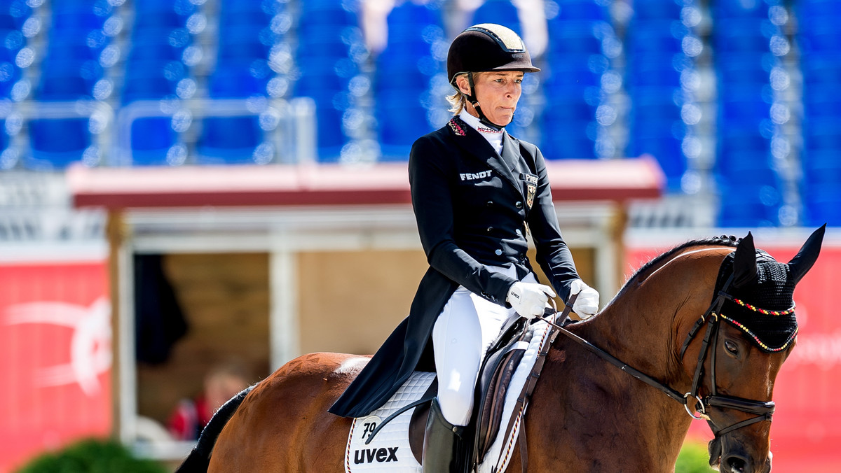 Niemka Ingrid Klimke została w Strzegomiu mistrzynią Europy we wszechstronnym konkursie konia wierzchowego. Najlepszy z biało-czerwonych Mariusz Kleniuk (KJ Hippologia) zajął 26. miejsce. W klasyfikacji zespołowej pierwsze miejsce zajęła Wielka Brytania, a dziewiąte - Polska.