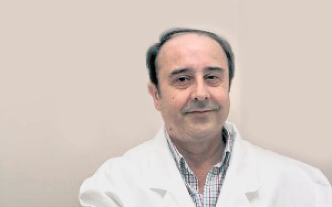 Svi koji imaju jake glavobolje ovih dana trebalo bi da posete lekara kako bi proverili nivo krvnog pritiska i ustanovili da li im je potrebna terapija, kaže dr Aleksandar Stanić, specijalista neurologije i stručnjak za glavobolje u Centru za lečenje glavobolja i migrena "Medi Help" u Beogradu 