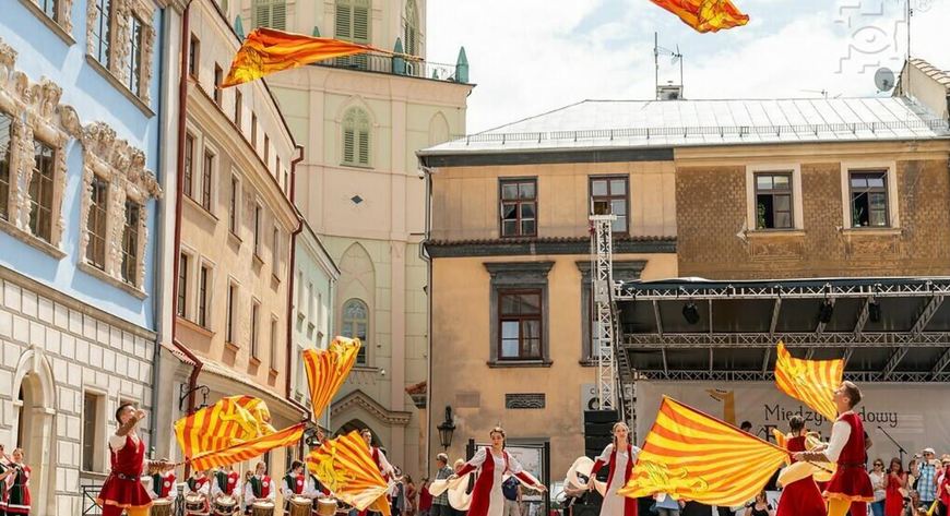 Dzięki dofinansowaniu od miasta Lublina odbędzie się szereg festiwali, m.in. Arena Gier, V Międzynarodowy Festiwal Renesansu i 8 edycja Demakijażu – Festiwalu Sztuki Kobiet