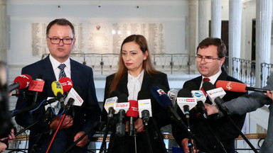 Klub PiS bez większości w Sejmie. Odchodzący posłowie krytykują ostatnie decyzje rządu
