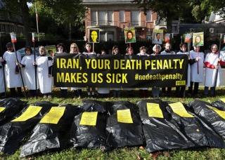 Iránčania s priestupkami, za ktoré im hrozí trest smrti, nesúhlasia.