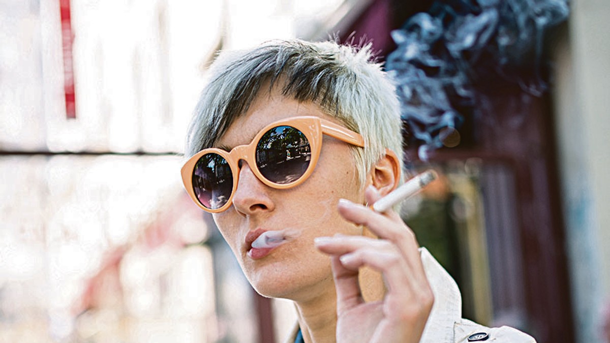 cigarete cafe-in-paris-france-shallow-depth-of-field-260963504