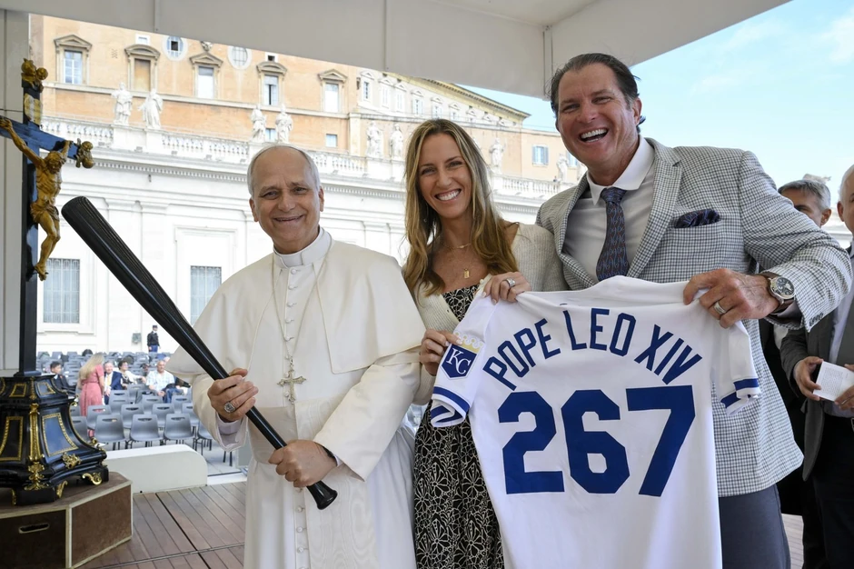 Papa Lav na Trgu Svetog Petra u Vatikanu u oktobru 2025.