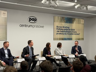 Polskie firmy czekają na zmiany w UE, Komisja Europejska deklaruje współpracę