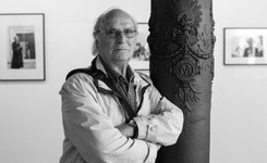 Carlos Saura nie żyje. Twórca filmów 'Nakarmić kruki', 'Carmen' czy 'Tango'