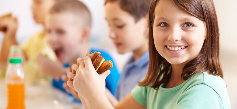 Jak utrzymać zdrową dietę dziecka w roku szkolnym?