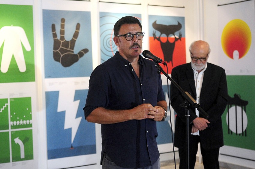 Kruna karijere: Slavimir Stojanović sa Vladimirom Čehom na otvaranju izložbe