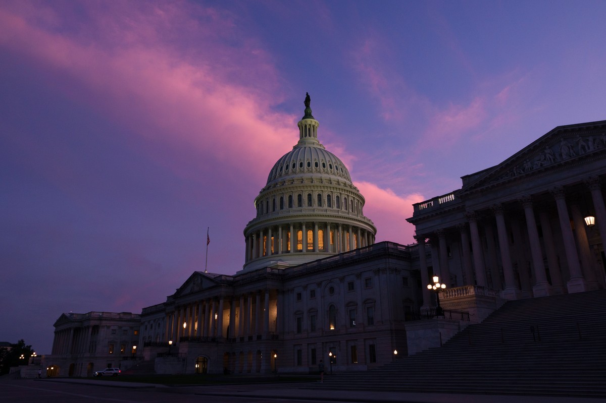Czarne chmury nad USA. Amerykański rząd zawiesza działalność