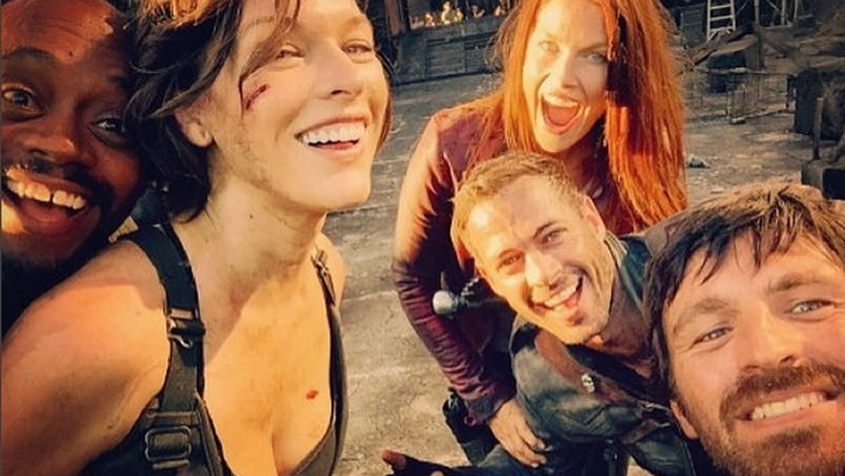 Milla Jovovich zamieściła na swoim Instagramie kolejną porcję zdjęć z planu film "Resident Evil: The Final Chapter".