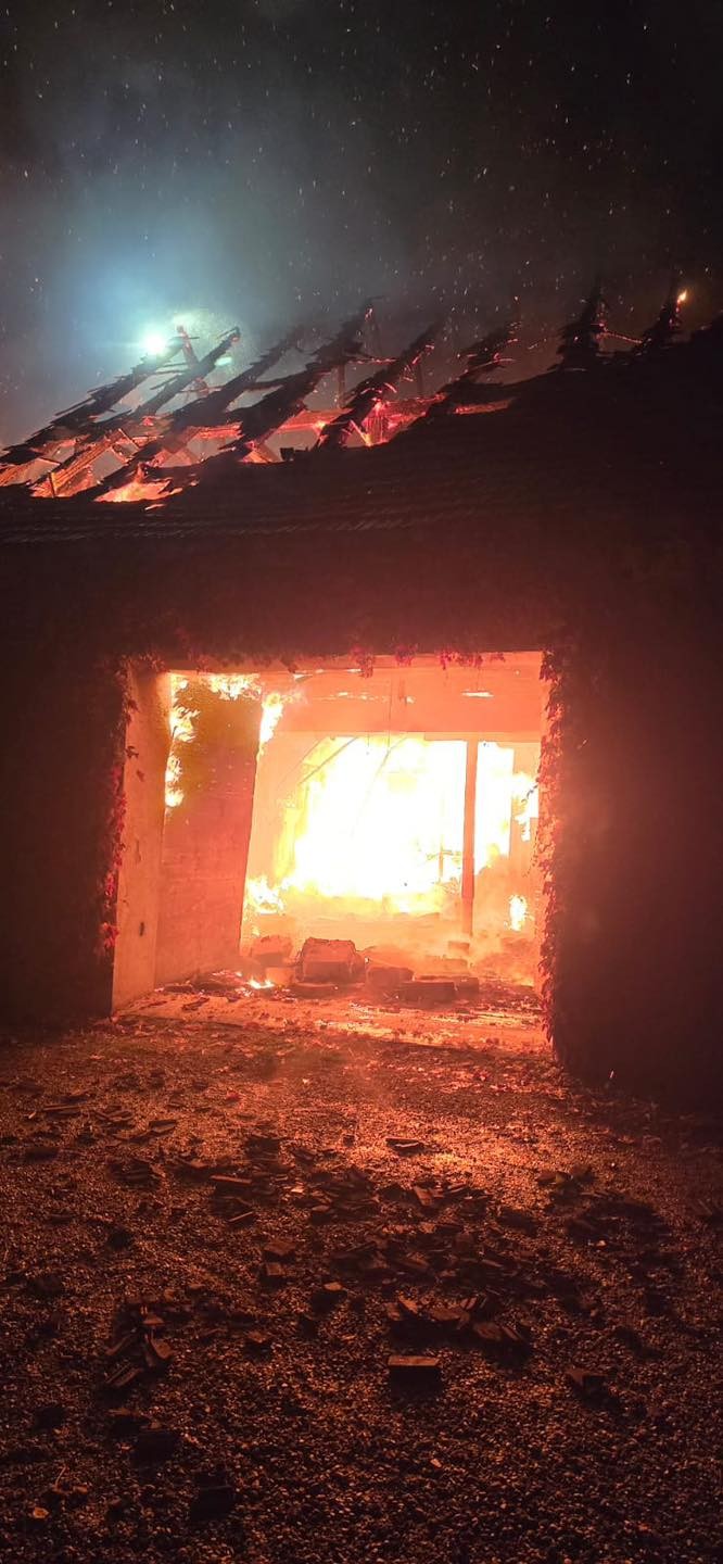 Požiar tesárskej dielne spôsobil škodu 80 000 eur.