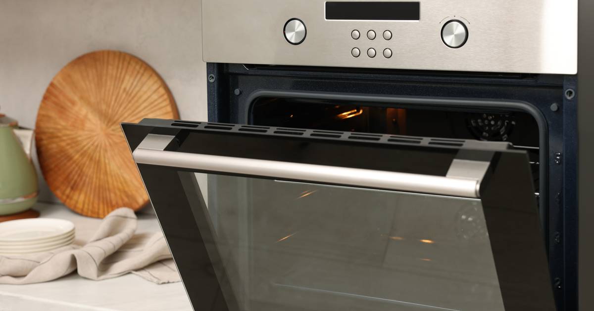 Symbol wentylatora w piekarniku nie zawsze oznacza termoobieg. Oto, co warto wiedzieć