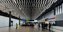 Wiadomo, ilu pasażerów w pierwszym miesiącu obsłużyło lotnisko w Radomiu