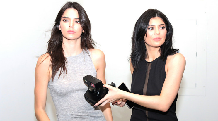 Kim Kardashian kishúgai hajlamosak a műbalhéra, most azonban Kendall tényleg megalázta Kyliet / Fotó: Northfoto