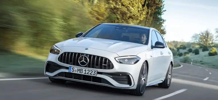 Nowy Mercedes Klasy C wreszcie w wersji AMG, ale z czterema cylindrami