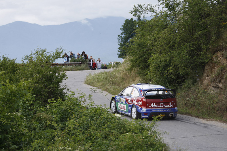 Citroën Total WRT taranuje konkurentów (galeria Rallyworld©Willy Weyens)
