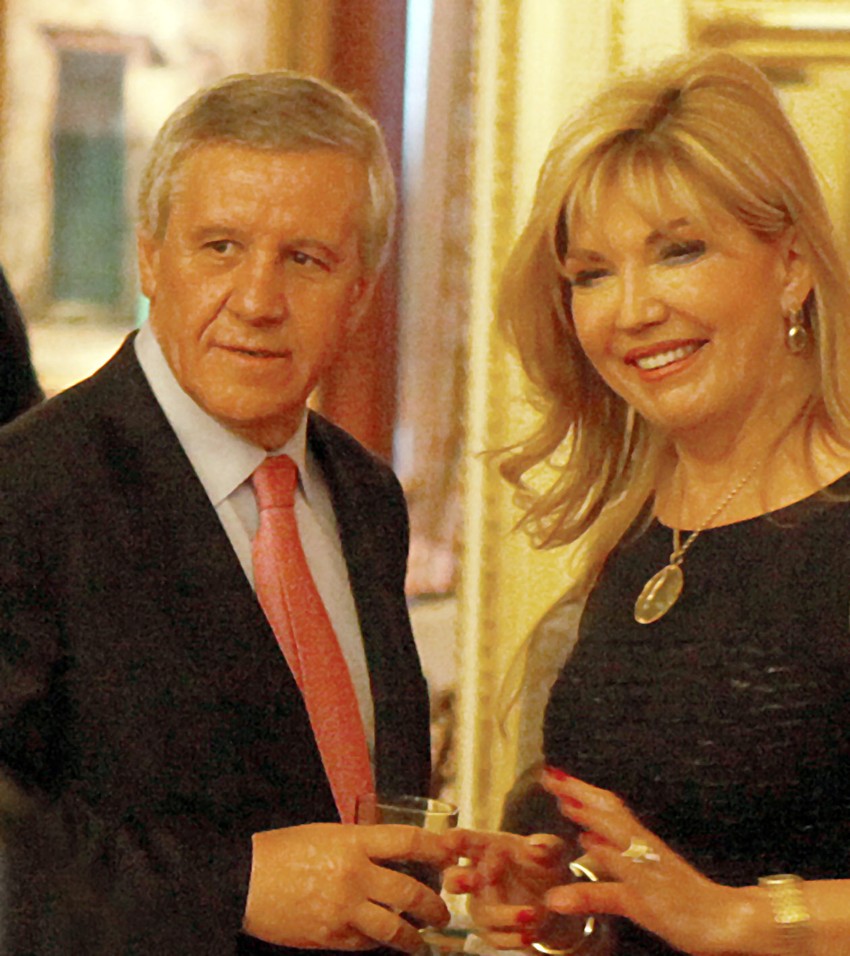 Suzana Mančić i Simeon Ocomokosu, njen budući suprug