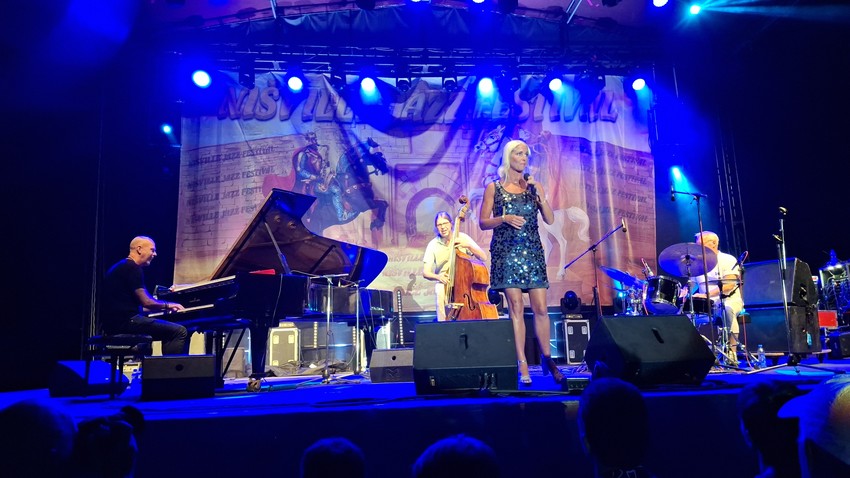 Viktorija Tolstoj na Nišvilu