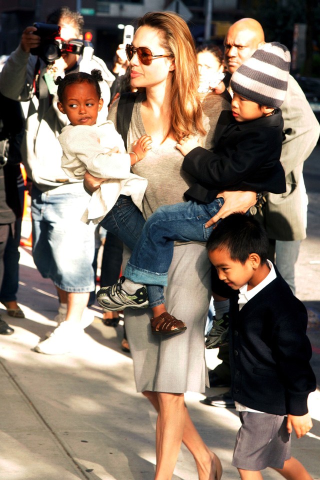 10 kép, ami bebizonyítja, hogy Angelina Jolie-nak tényleg különleges kapcsolata vagy a gyerekekkel