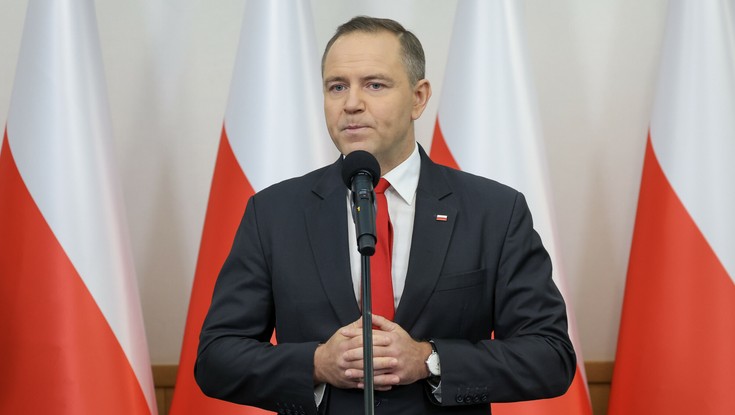 Czy rząd może zablokować zaprzysiężenie Karola Nawrockiego? Brak publikacji w Monitorze Polskim, podważanie legalności izby SN, a teraz pismo Bodnara do Hołowni