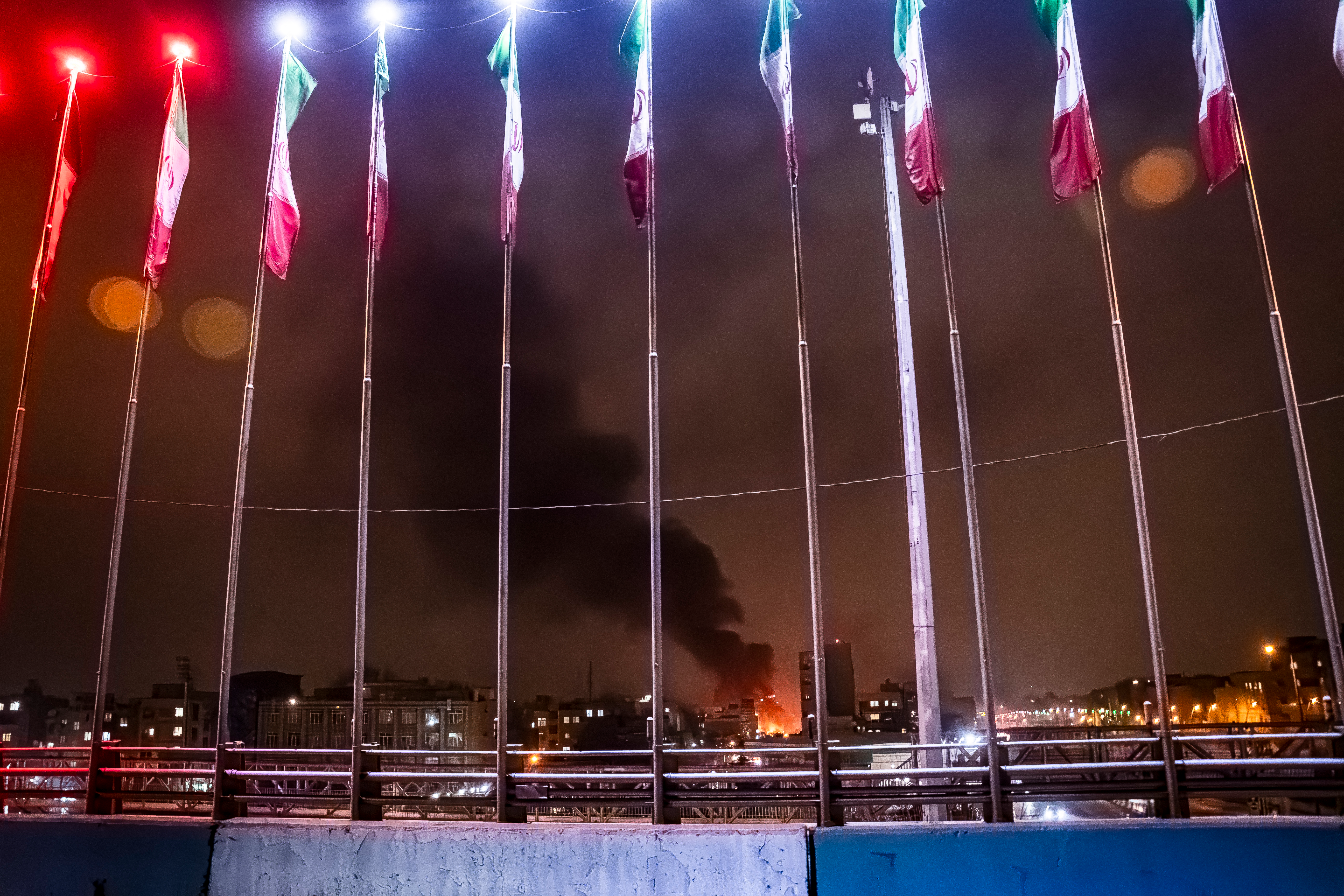 Iran: Ein Euro kostet jetzt 1,7 Millionen Rial – Massenproteste landesweit