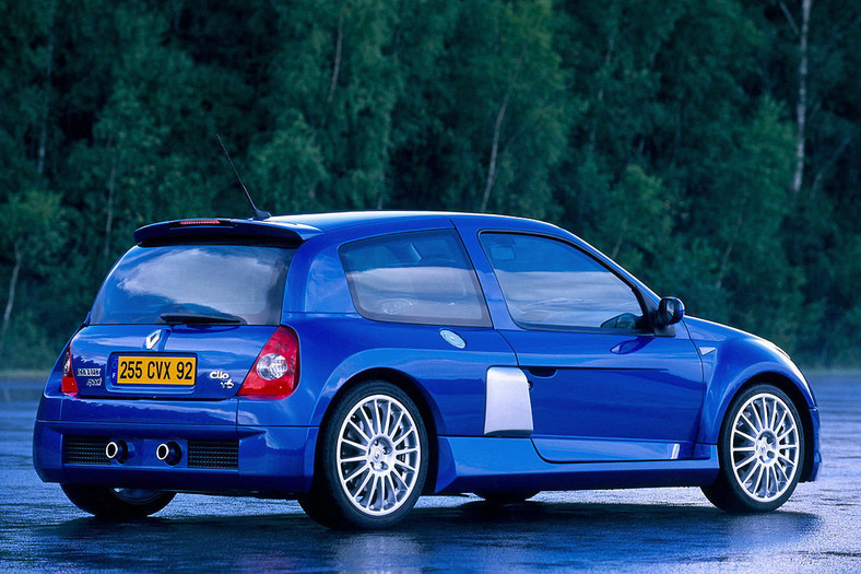 Renault Clio V6