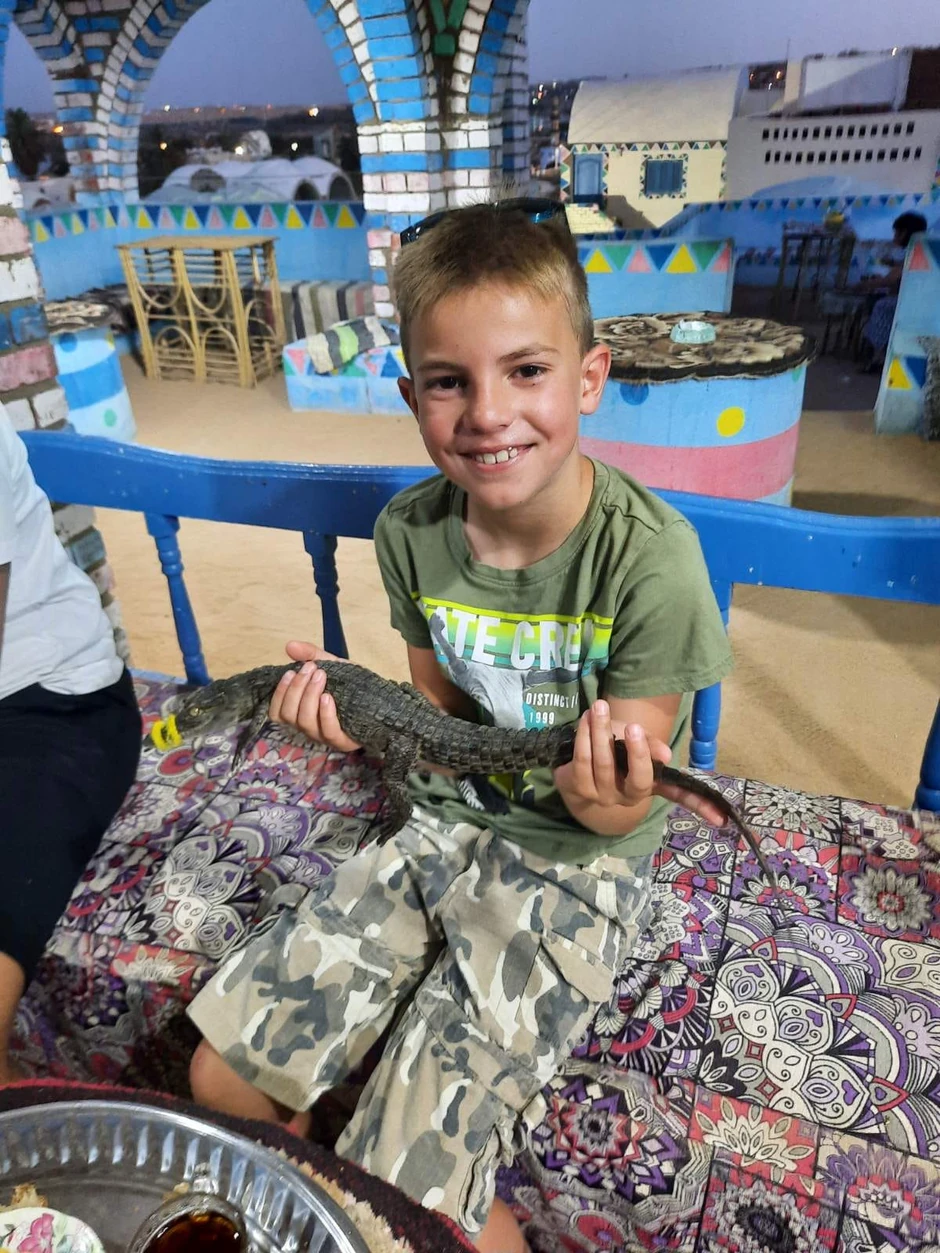 Vasilije i beba krokodil