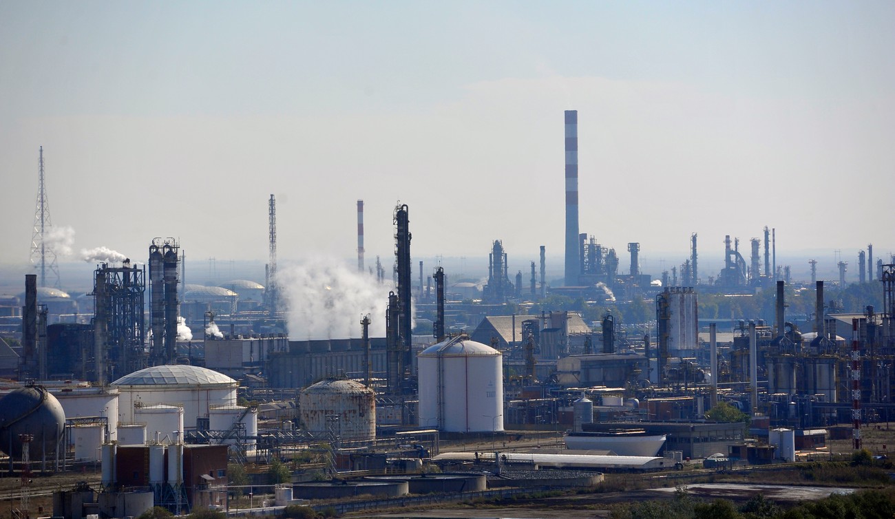 Dok se čeka odluka o sankcijama NIS-u, remont u &#34;Petrohemiji&#34; i Fabrici sintetičkog kaučuka u Elemiru