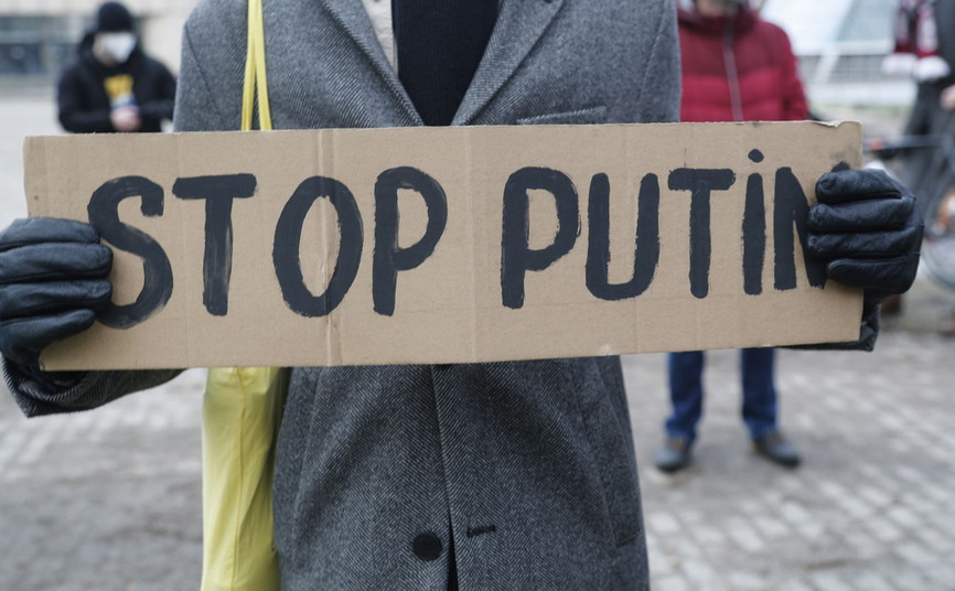Protest na Łotwie w związku z wkroczeniem wojsk rosyjskich na Ukrainę