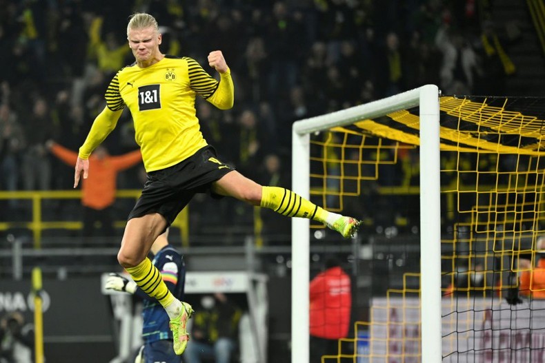Erling Haaland celebró este miércoles su segundo gol con el Dortmund