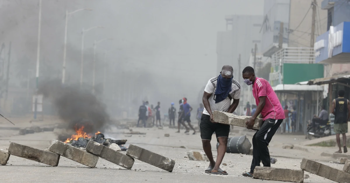 Władze spychały demonstrantów do lagun. Mroczny bilans protestów