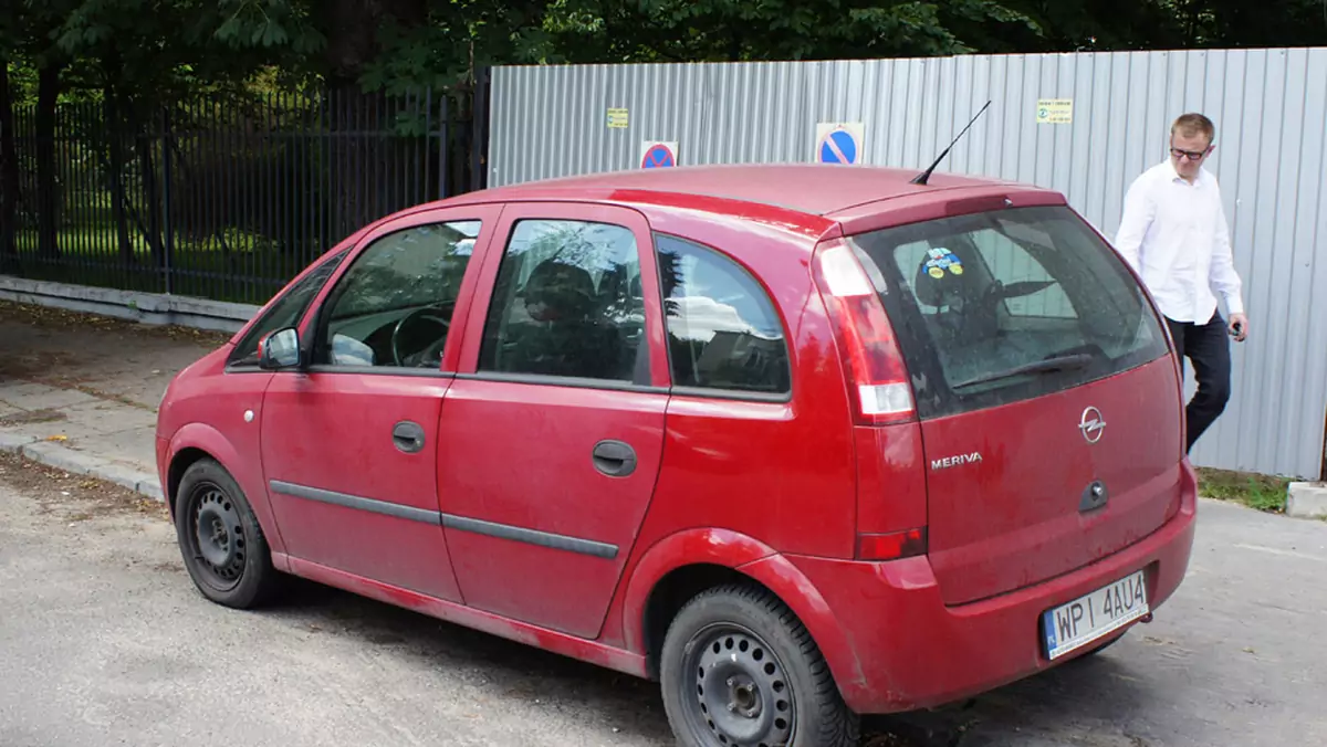 Czy auto było bite? Radzimy, jak sprawdzić stan nadwozia w używanym samochodzie?