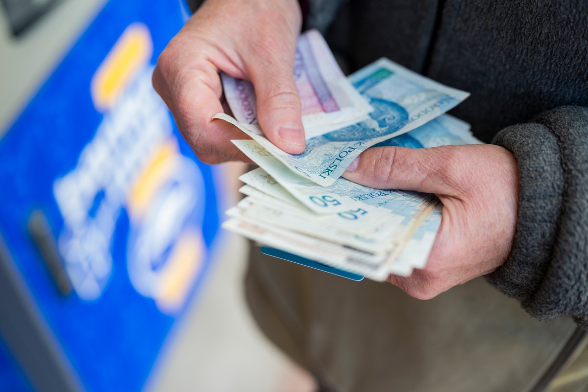 O tym prawie nikt nie wie. Można dostawać od ZUS aż 1400 zł choćby przez trzy lata