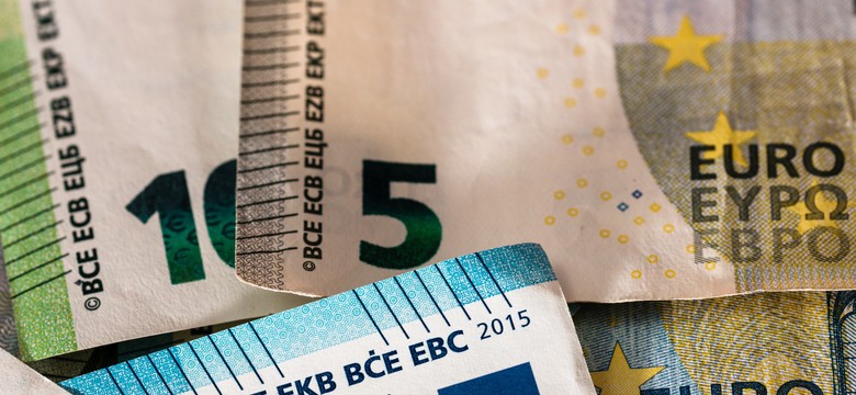 Złoty słabnie, euro w górę [KURYS WALUT. ŚRODA. 7.08.2024]
