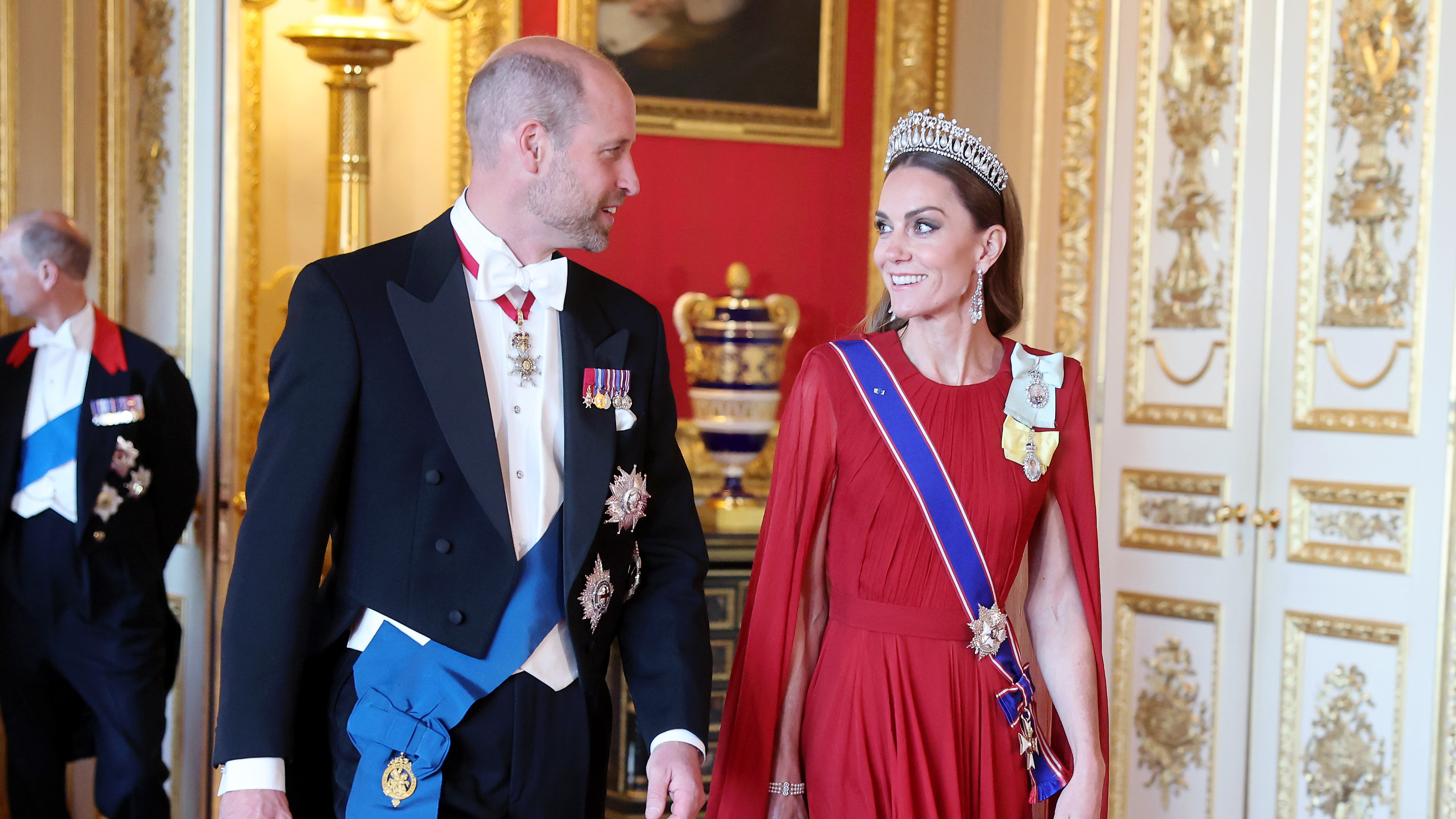 Kate returns to state banquet in stunning red Givenchy gown