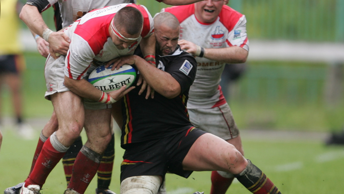 W sobotę reprezentacja Polski w siedmioosobowej odmianie rugby przystąpi do finałowego turnieju mistrzostw Europy w Hanowerze. Rywalami podopiecznych Krzysztofa Folca będą w grupie A Portugalia, Włochy, Hiszpania i Gruzja. Przed rokiem Polacy zajęli w Hanowerze 11. miejsce.