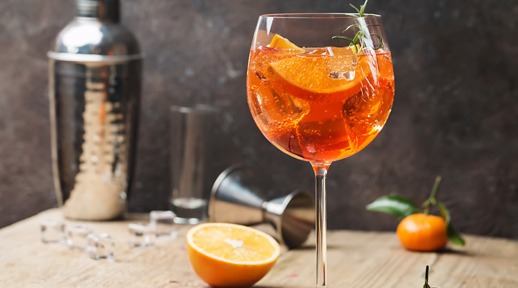 Az Aperol Spritz az egyik legismertebb proseccos koktél Fotó: Shutterstock