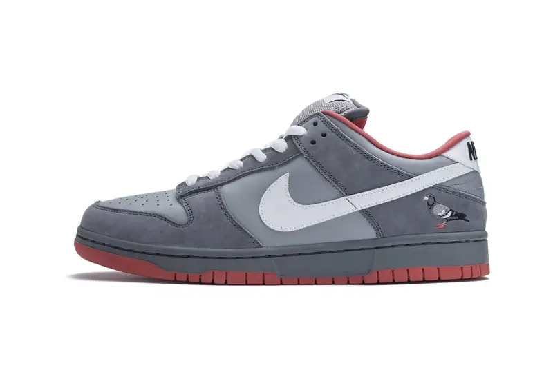 Nike SB Dunk Pigeon