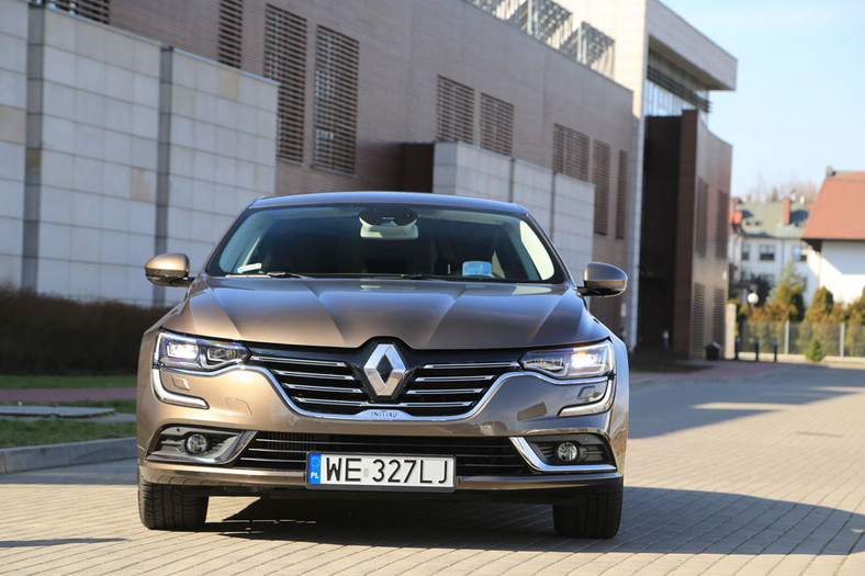 Renault Talisman kontra Skoda Superb - z ambicjami do klasy premium