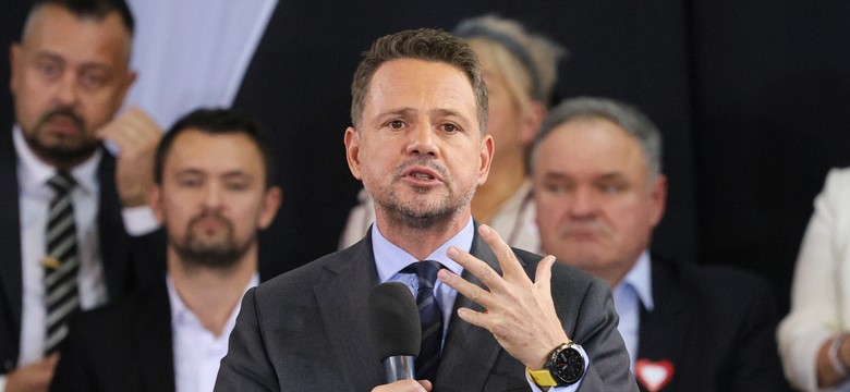 Trzaskowski tłumaczy się z decyzji ws. Marszu Niepodległości. "Ktoś tu chce rozpętać awanturę"