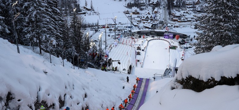 Zakopane: 50 mandatów i 21 wniosków do sądu dla kibiców skoków